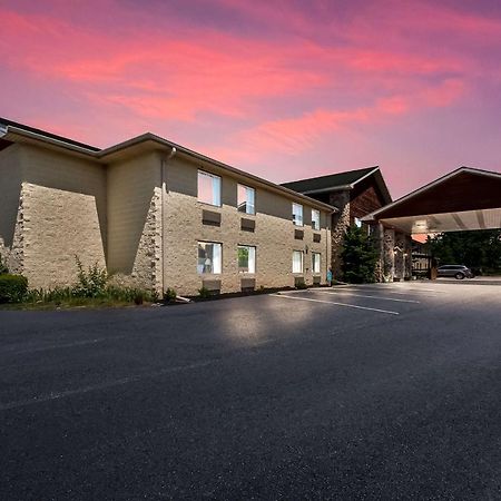 SureStay Plus Hotel by Best Western Berkeley Springs Exterior foto
