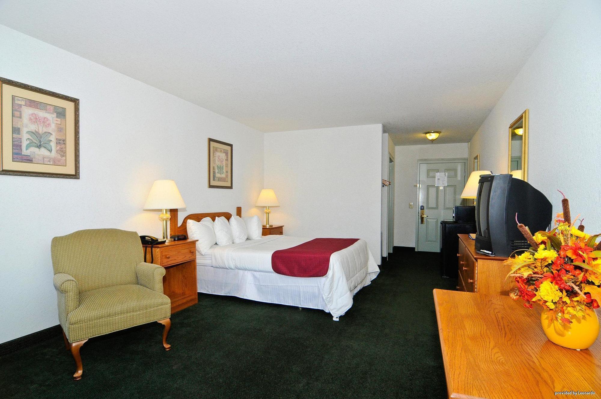 SureStay Plus Hotel by Best Western Berkeley Springs Zimmer foto